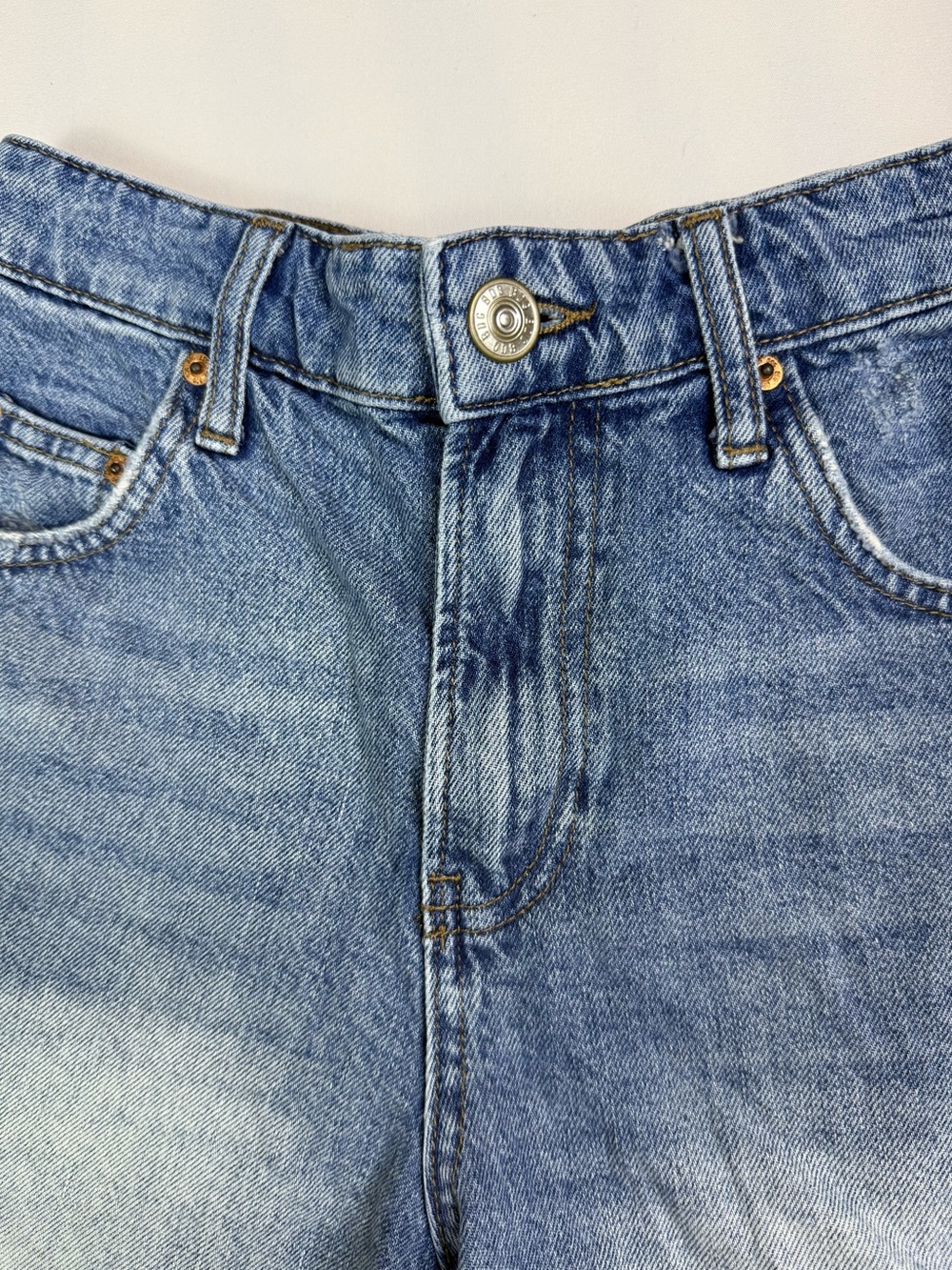 BDG Urban‎ Outfitters High Rise Y2K Denim Shorts W26 Medium Wash 100% Cotton - Picture 4 of 11